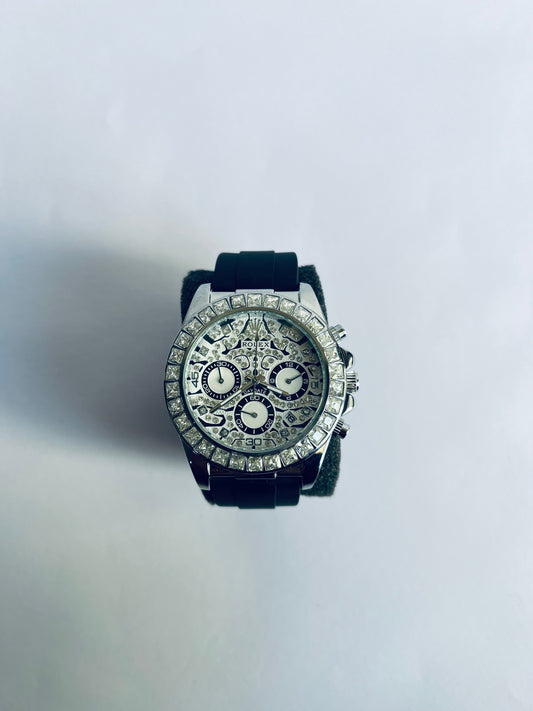 Aurevon Daytona Diamond Bezel Luxury Chronograph Watch with Black Rubber Strap